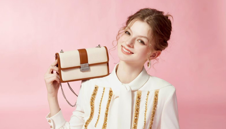 7 Outfit Kondangan yang Elegan Pakai Tyla Bag dari Jims Honey