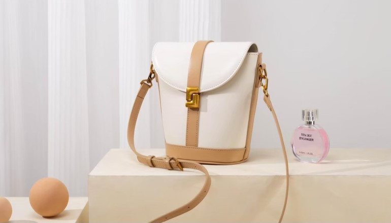 9 Inspo OOTD ke Bali Berhijab yang Stylish Pakai Lita Bag