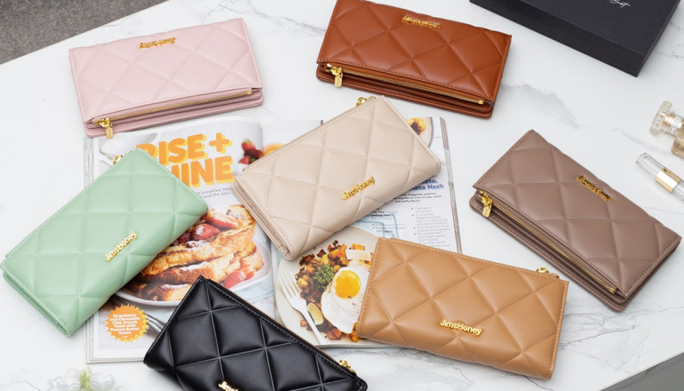 Molly Wallet, Dompet Panjang Jims Honey untuk Temani Sibukmu!